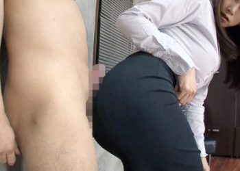 OLのタイトスカートデカ尻に尻コキ！ぱつんぱつんのスカート尻に擦り付け！